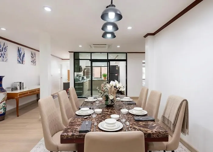 Apartamento Luxury 4br 250 Sqm 5 Min To Bts Sukhumvit 26
